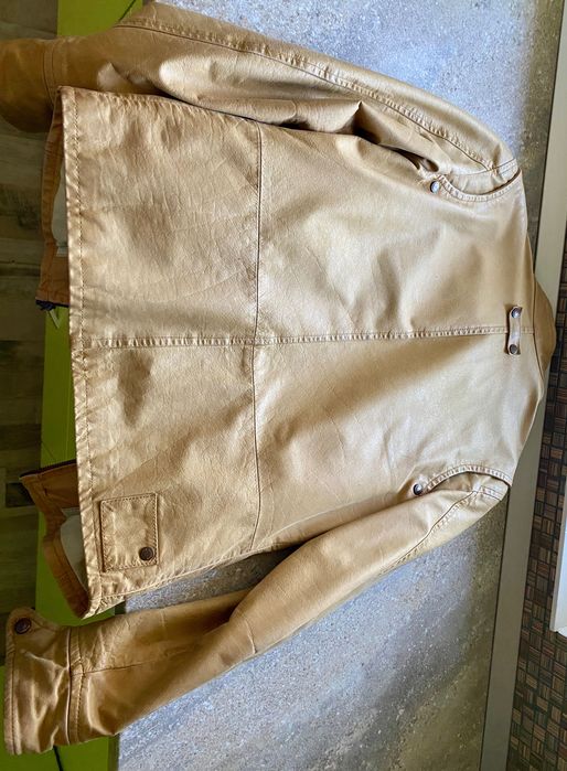 Geacă pielea crem Berska