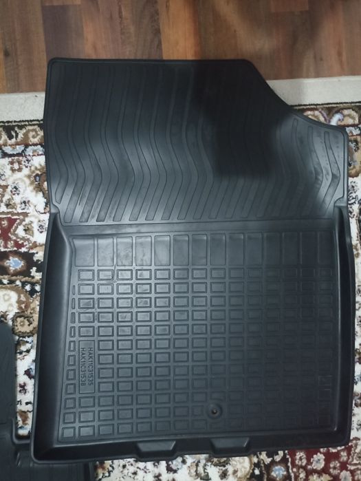 Полик Санта фе 2025