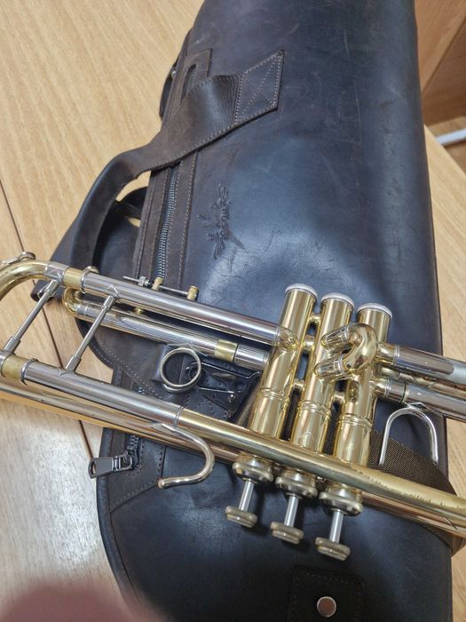 TROMPETA Stradivarius Bach