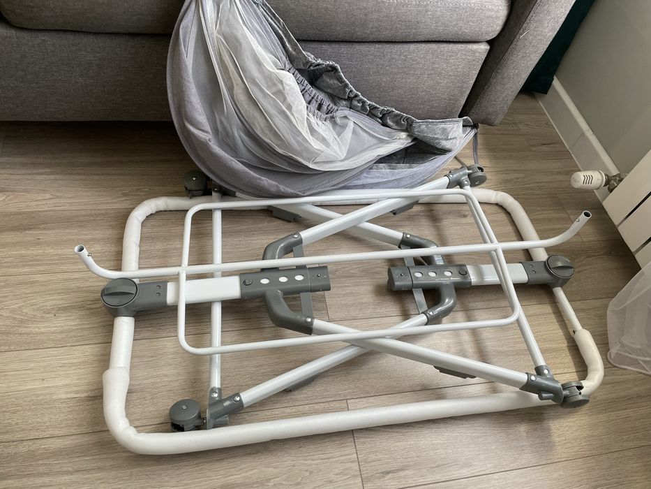 Детская кровать манеж