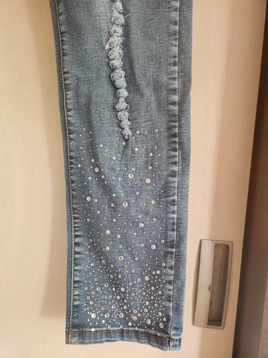 Дънки с кристали нови