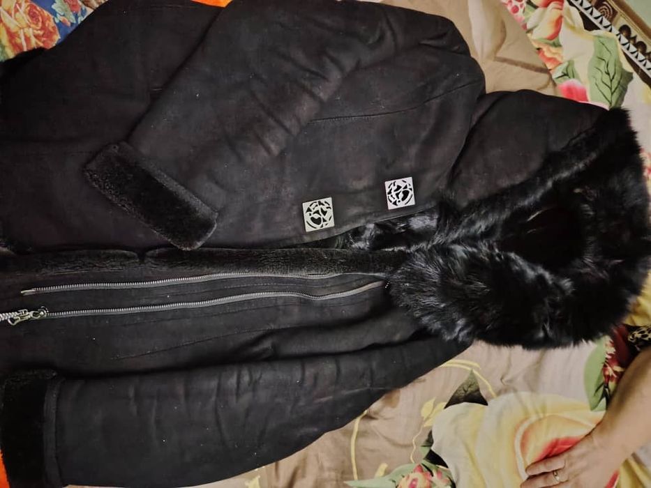 Qishgi palto ayollar uchun