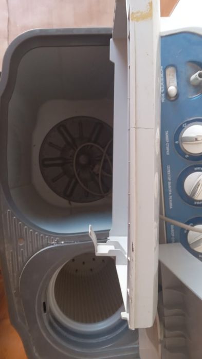 Продам стиральную машинку полуавтомат