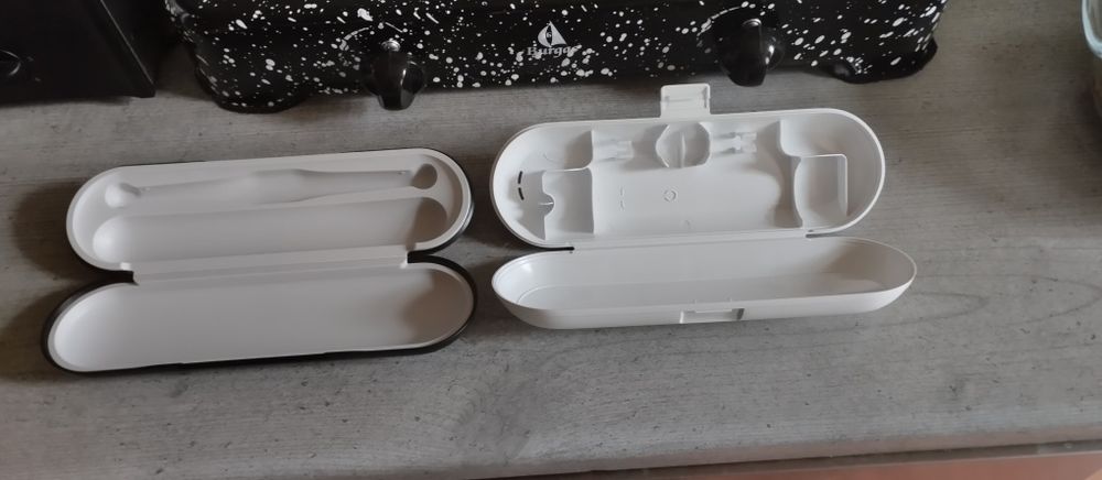 четки за зъби oral b ,iи кутия за съхранение Philips