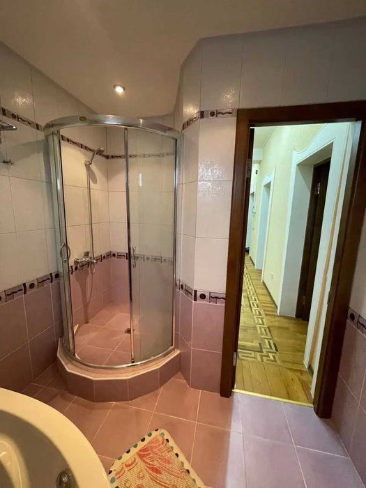 Габус 3 комнатный 120 кв.м Ор-р: Гостиница Россия Ойбек Центр