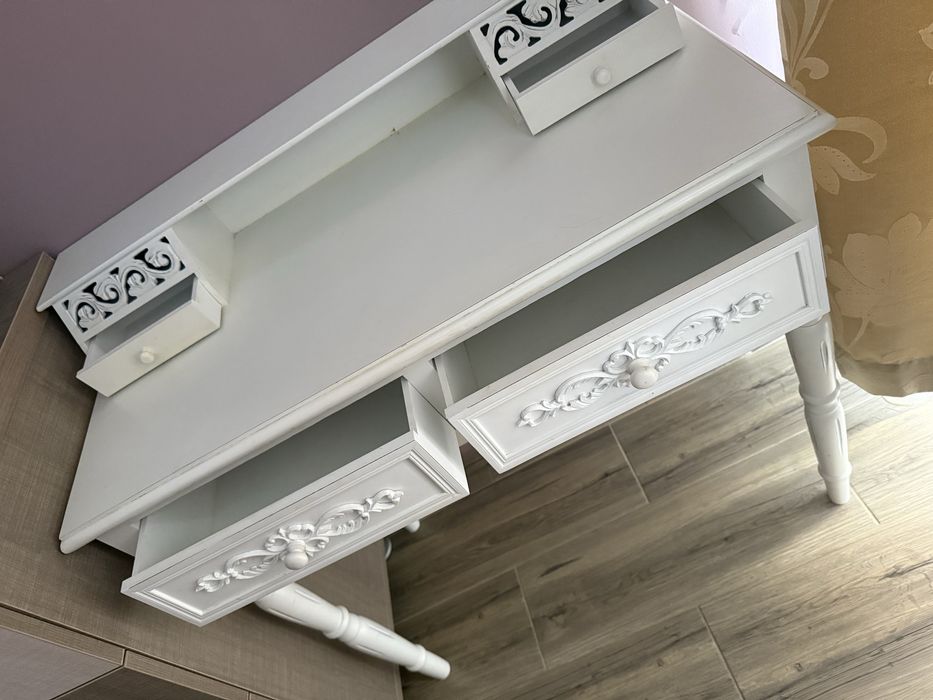 Masuta machiaj 87 x 41