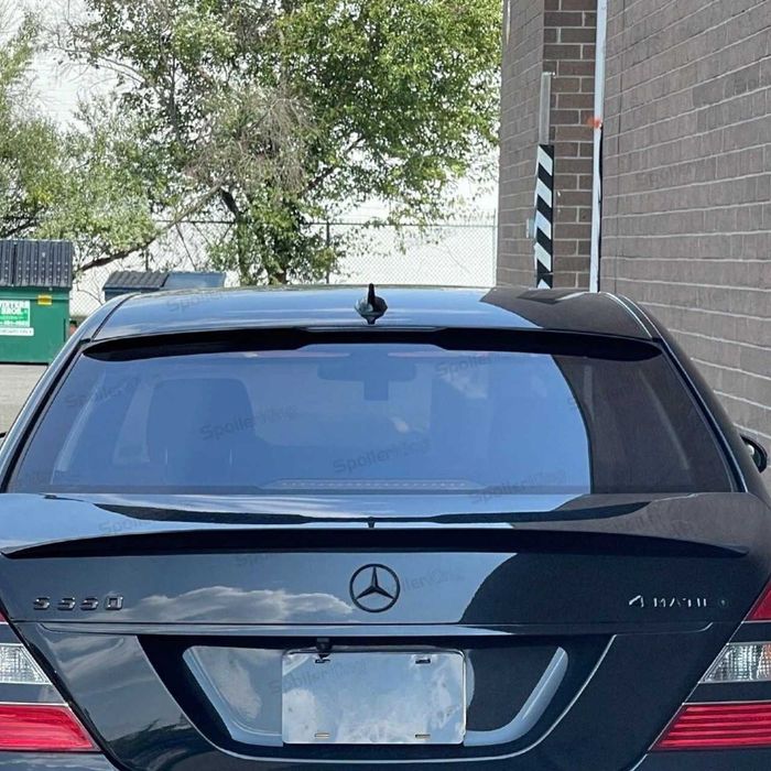 Спойлер за задно стъкло за Mercedes W221 (S-Class) – черен гланц