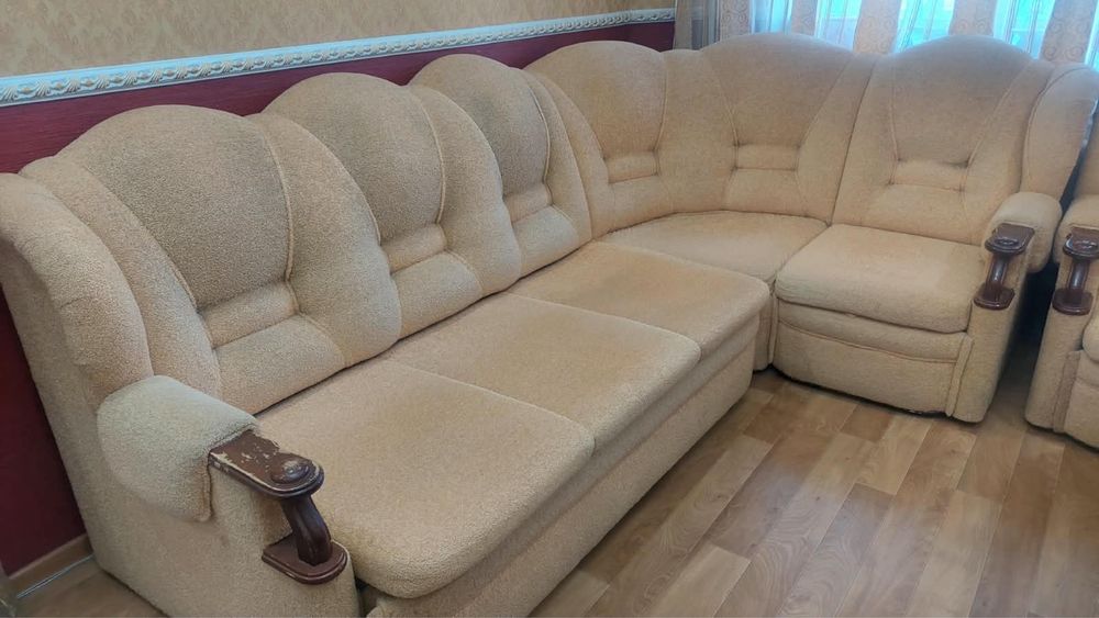 Продаю диван и кресло
