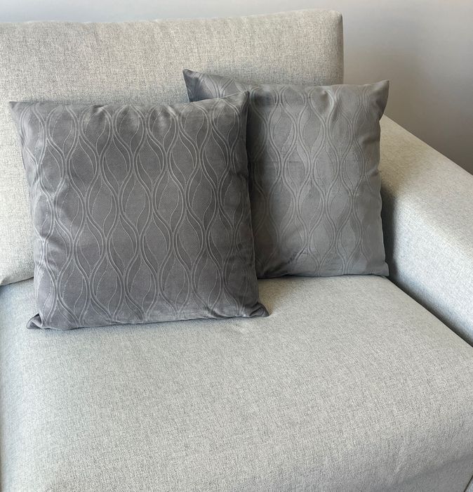 Нови кадифени калъфки за декоративни възглавници