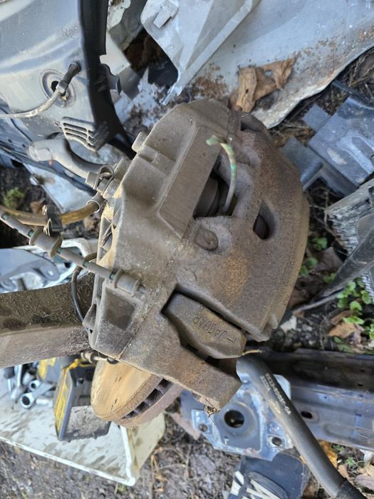 Предни спирачни апарати за Jaguar xf 2011 година тройка дизел