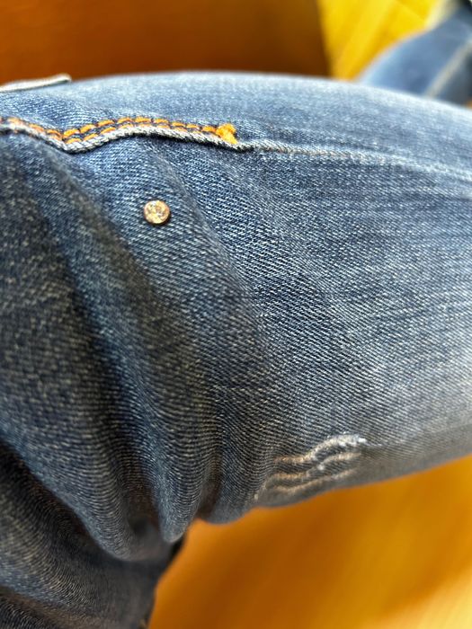 Дамски Дънки GUESS с камъче Swarowski