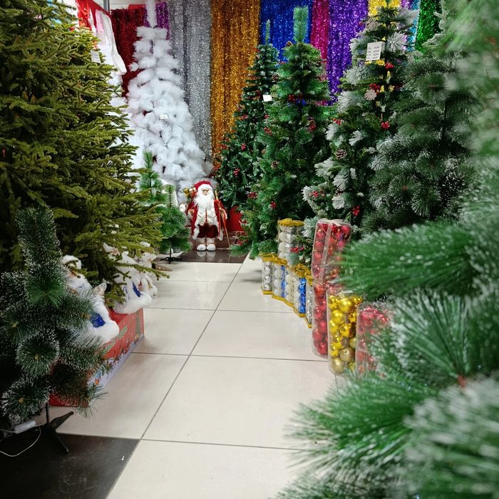 Елки искусственные