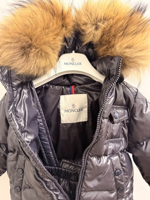 Compleu Moncler geaca si pantaloni