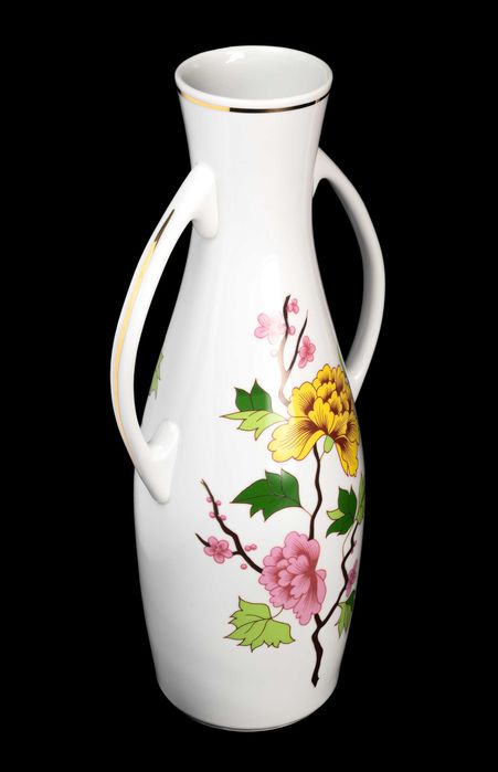 Голяма ваза от Hollohaza Hungary.