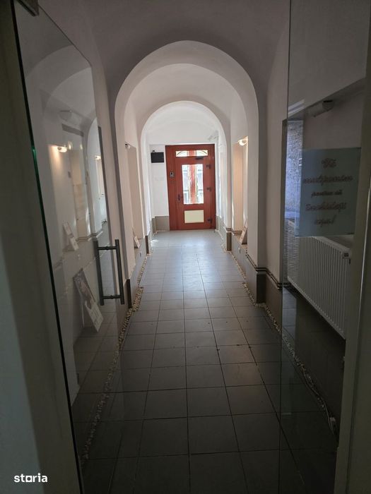 Spațiu comercial de închiriat – Ultracentral Bistrița