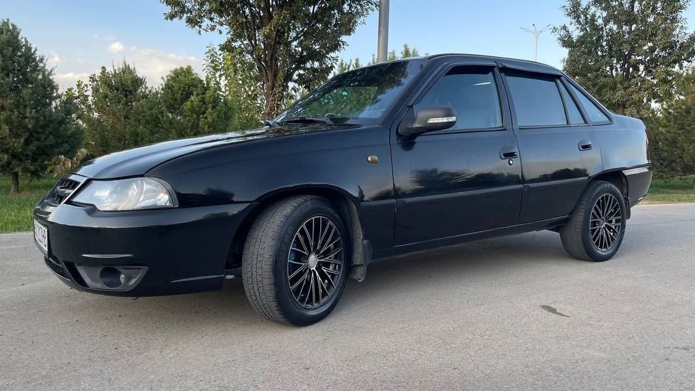 Продается Нексия 2 Сонс 1.5
В хорошем состоянии 
Год 2008 
имеется шум