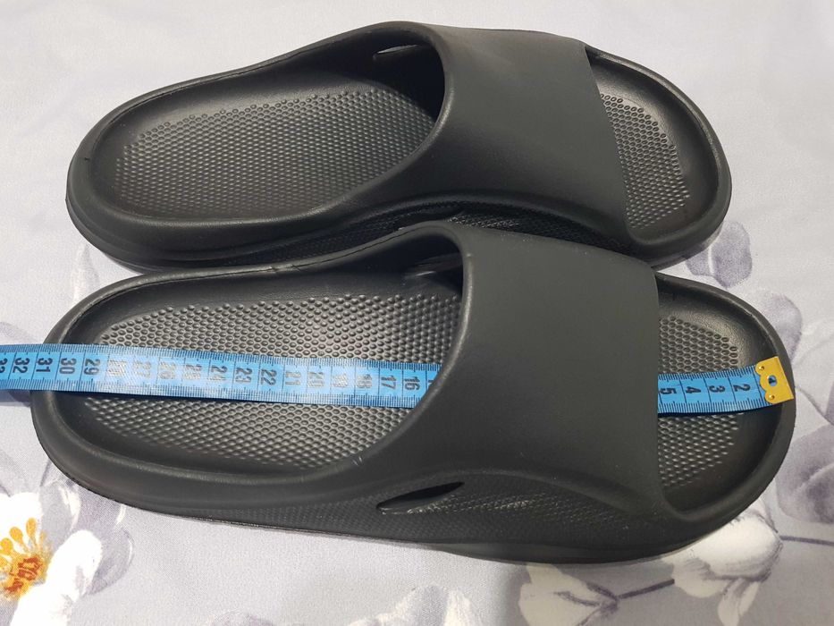 Șlapi de plajă bărbați