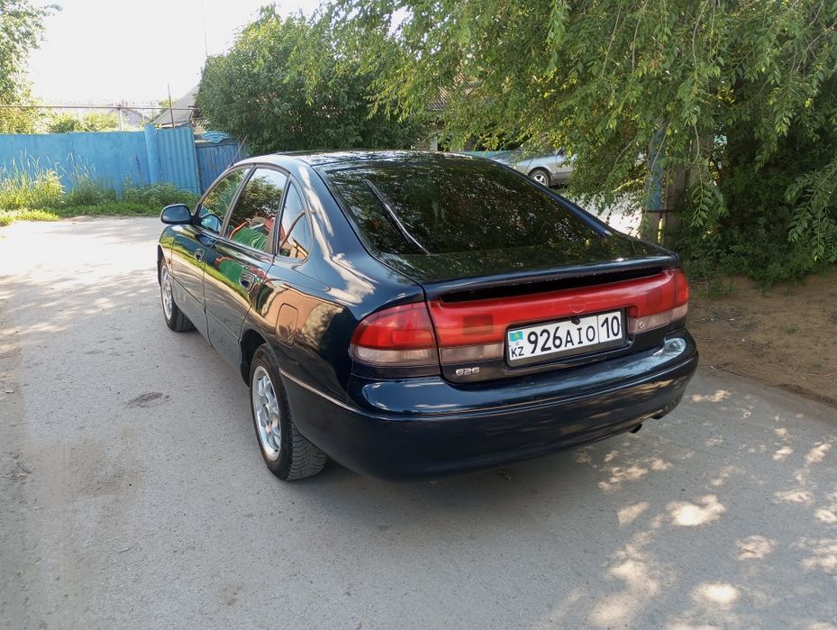 Мазда 626 кронос
