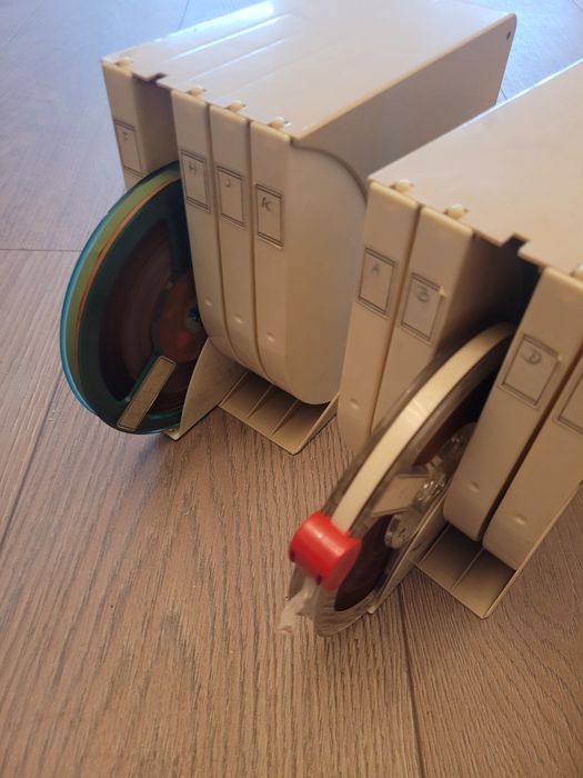 Hornyphon cu magazie de benzi