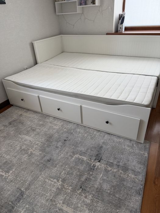 Продам кровать ИКЕА HEMNES