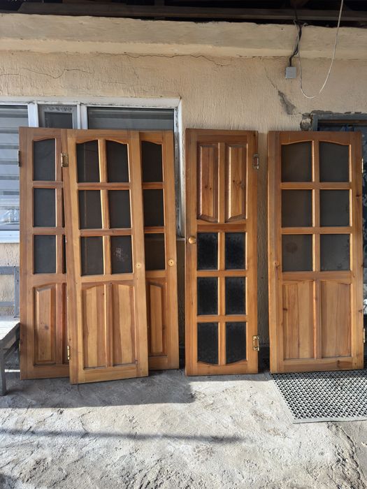 Продам двери межкомнатный деревяный