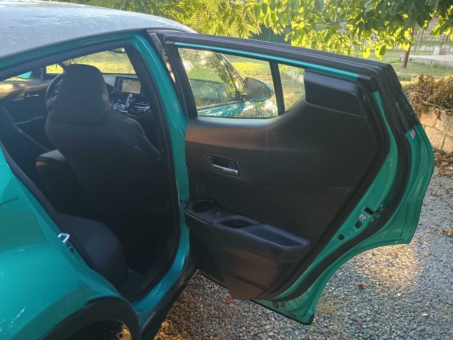 Toyota C-hr, 2018, 17000км