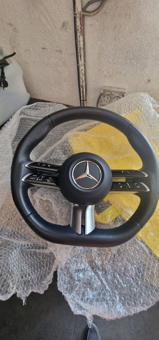 Volan mercedes amg merge pe orice model dupa 2022 e clas c clas s clas