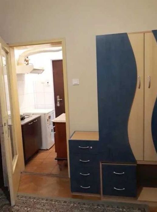 Дава се под наем Тристаен апартамент в Бургас, Крайморие - 100 кв.м за 372.3 € - Снимка #1