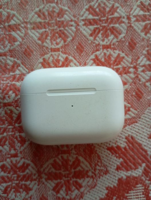 Airpods pro 1 наушник