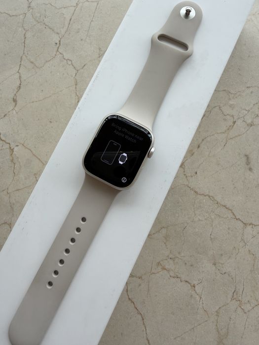 Продам Apple Watch Series 8 41mm