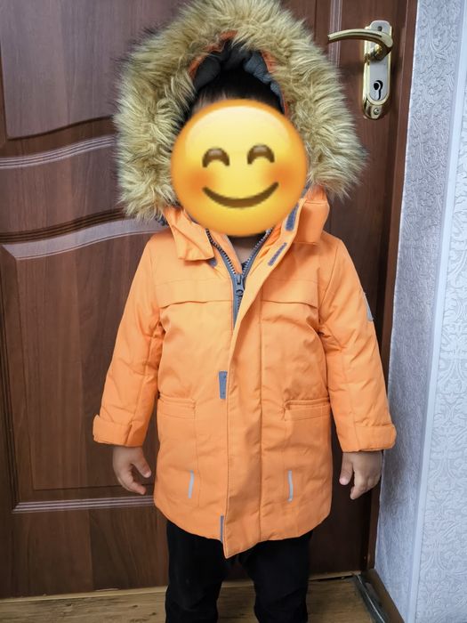 Продам детскую зимнюю куртку