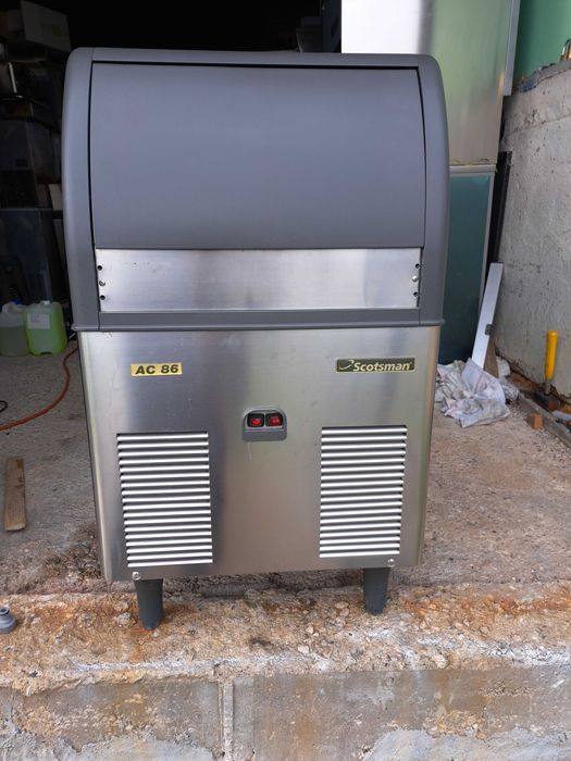 Професионален Ледогенератор Brema