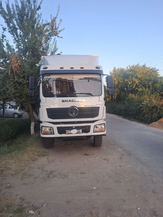 Shacman l3000 furgon
