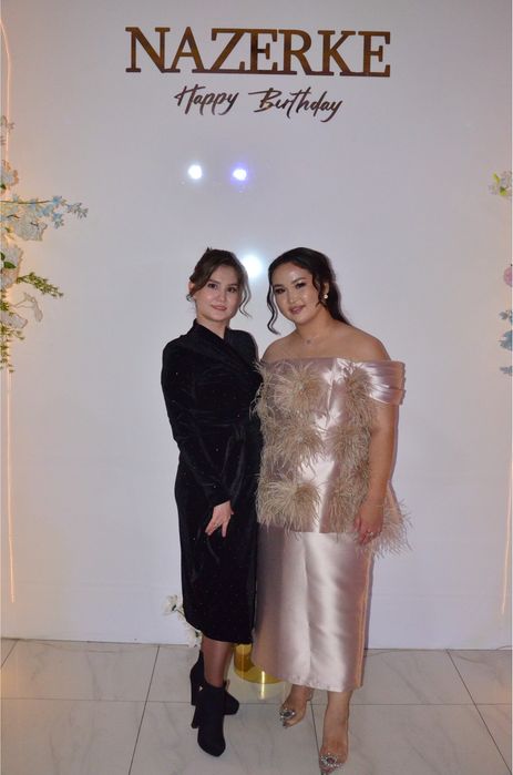 Продам шикарное платье