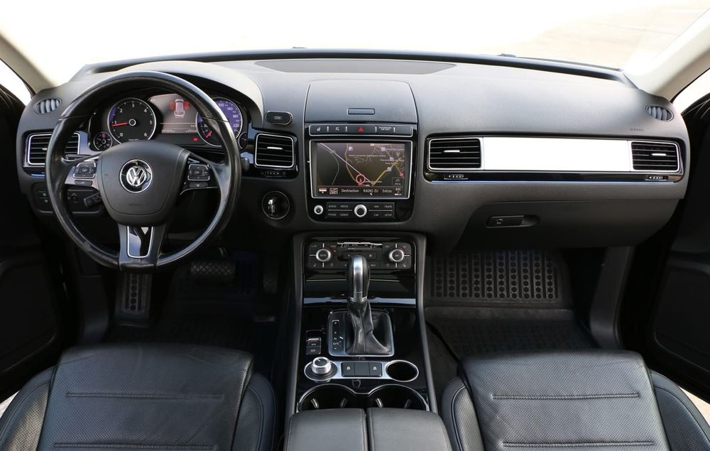 VOLKSWAGEN Touareg 2015 — imagine 5