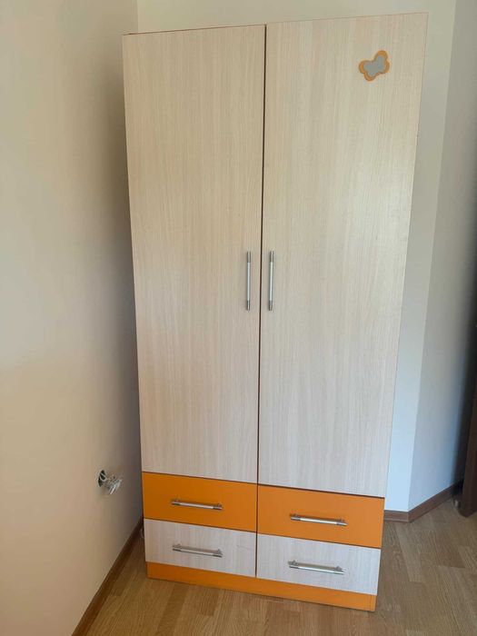 Детско стайно обзавеждане като ново