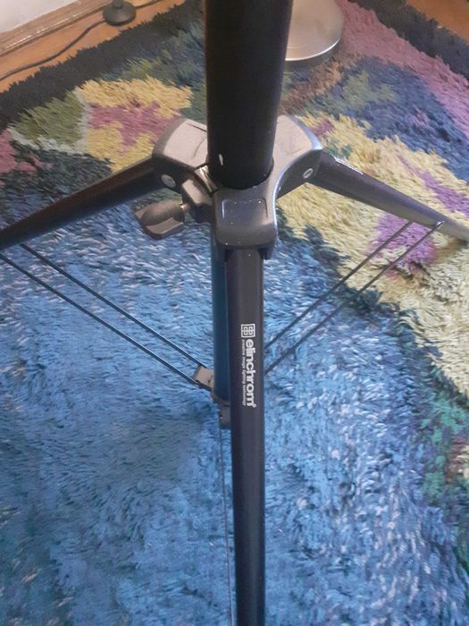 Trepied Elinchrom tripod air Click 105-244cm+adaptor Manfrotto MF 026