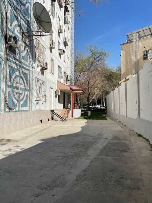 Срочно! Сдаётся Коммерческое помещение 146 м² в Центре — ул. Нукусская