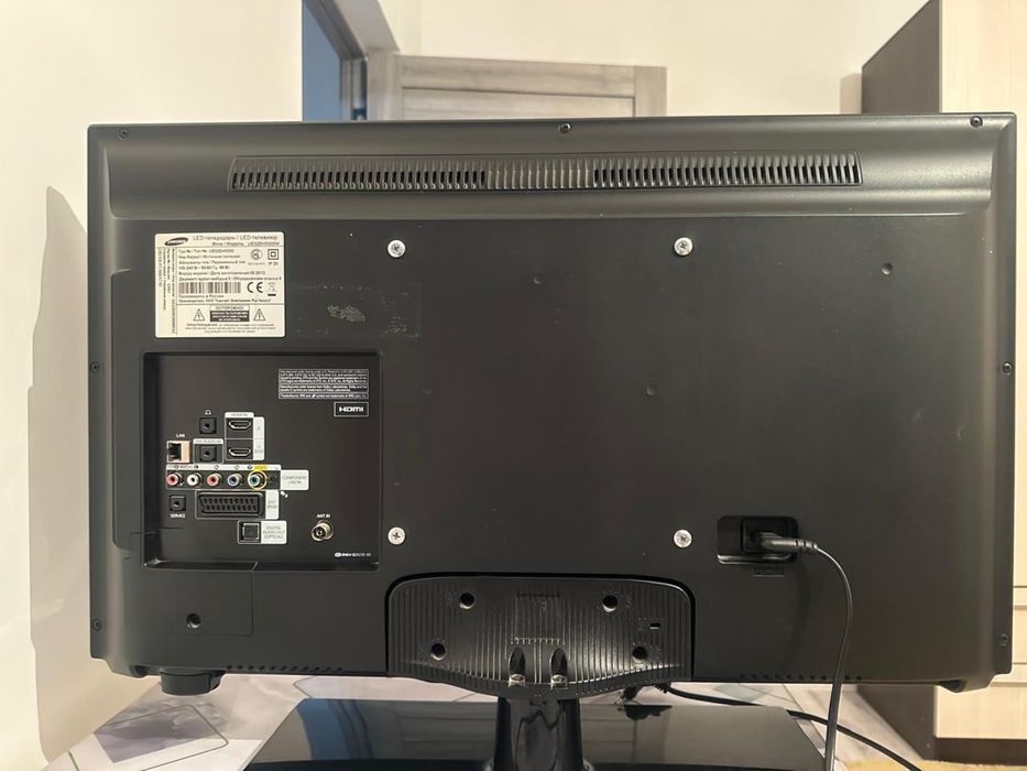 Телевизор Samsung smart tv