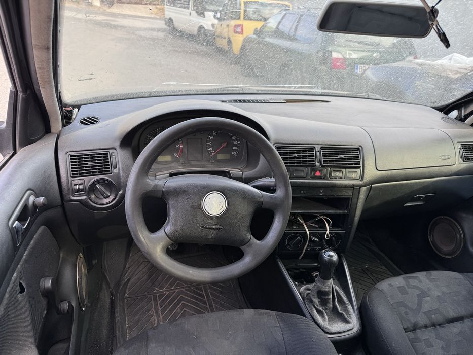 Vw Golf 4 1.4i 16v 75hp 1999г На Части