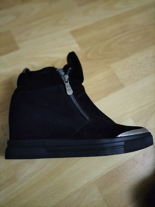 Продам полусапожки