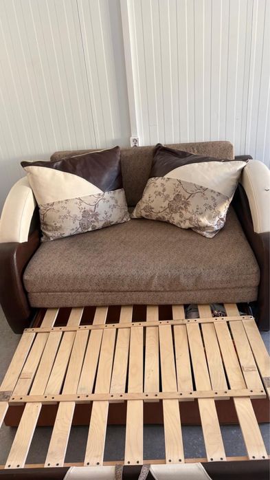 Продам диван в хорошем состоянии