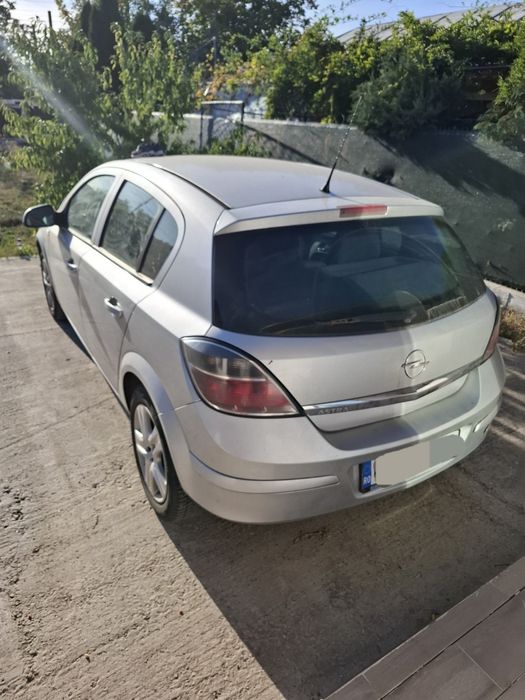 OPEL Astra 2010 — imagine 3