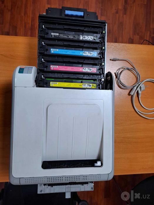 HP Color LaserJet CP1215