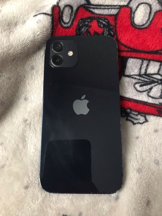 Продам iphone 12