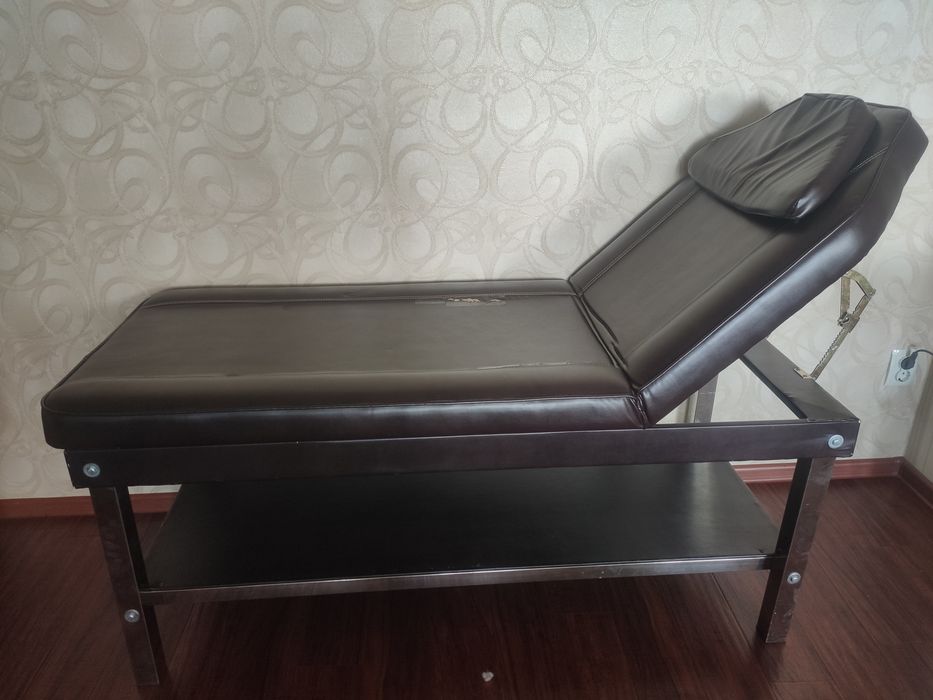 Массажная кушетка(стол)