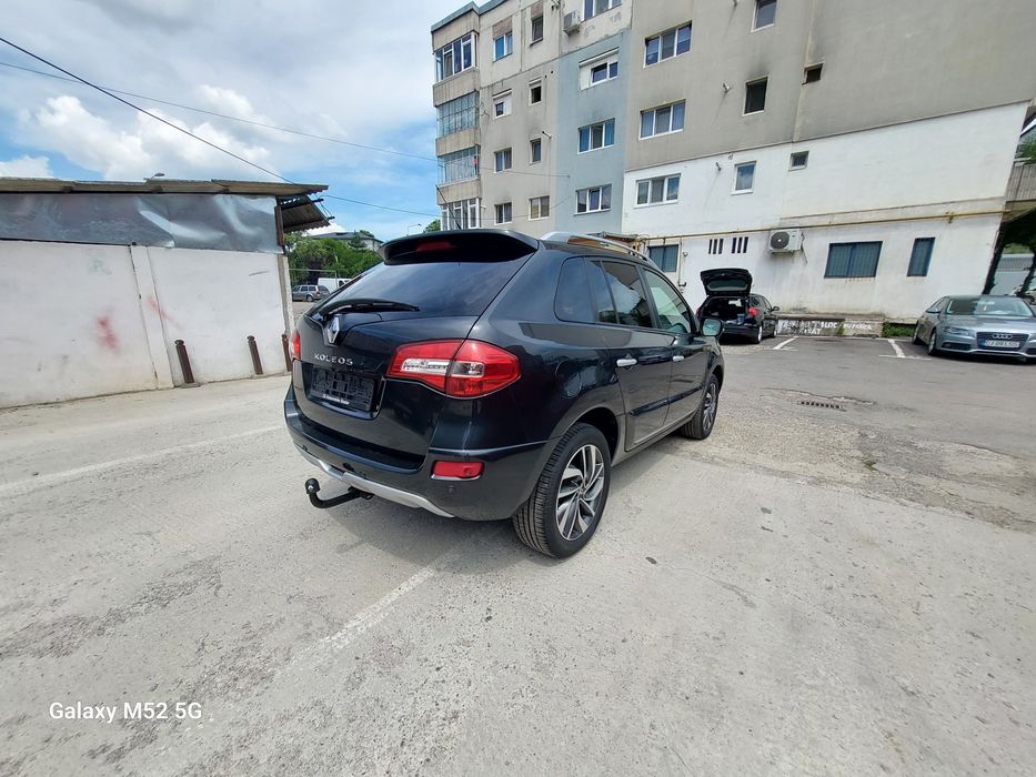 Renault koleos 2.0 dci 4×4 /Initiale Paris.