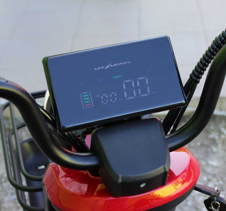 Двуместна електрическа триколка MaxMotors Pudding 1800W-48V-20Ah