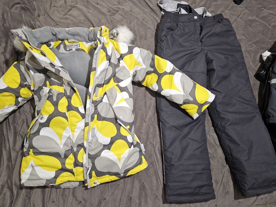 Продам зимний костюм на девочку