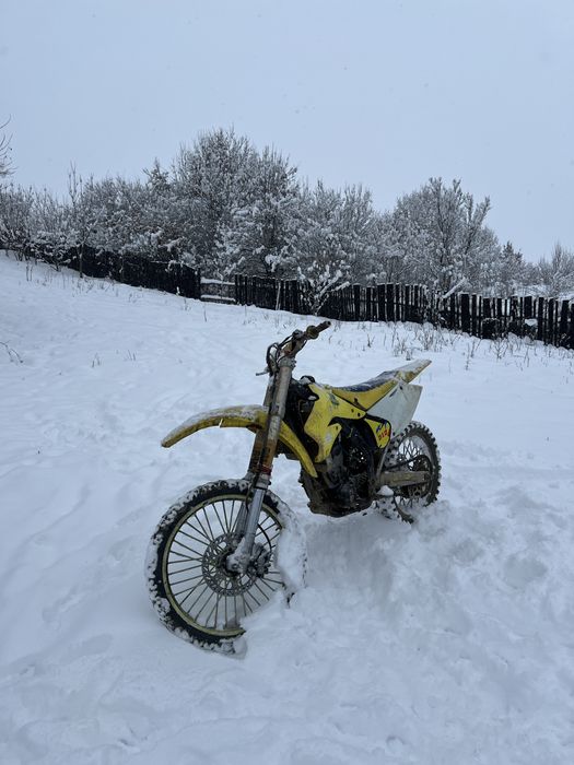 Suzuki rmz 250 (full cross)schimb cu masina